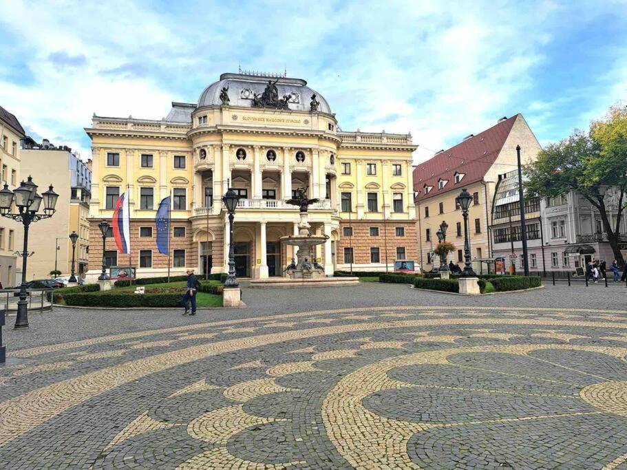 New Studio In Quiet Part Of The City Center Bratislava Eksteriør bilde